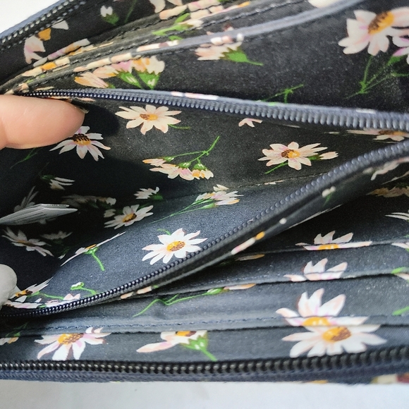 Vera Bradley Sunflower Wallet - Picture 9 of 15